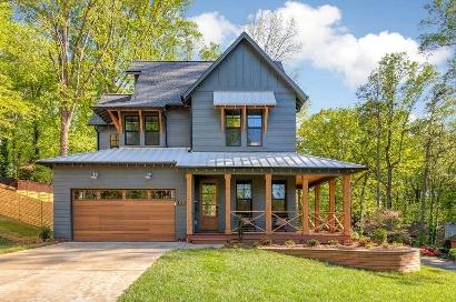 Drool-worthy home in Charolette infused with modern farmhouse style